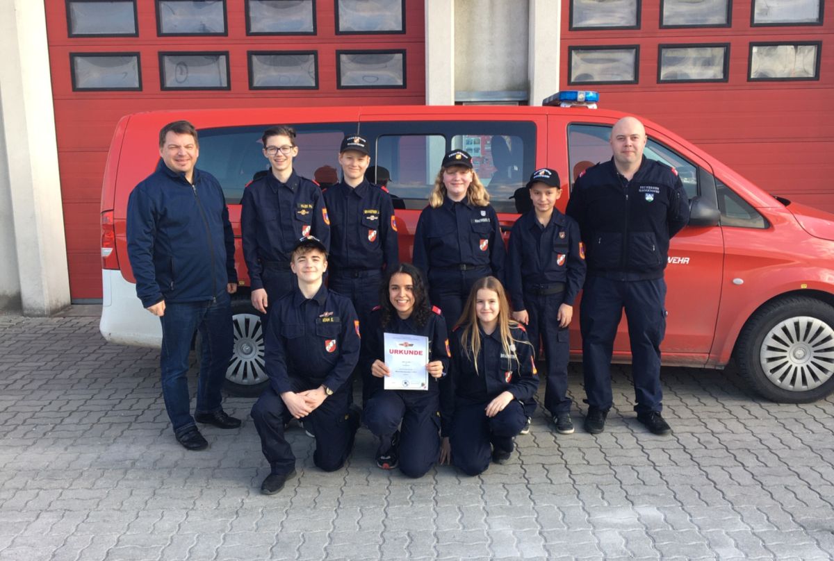 Feuerwehrjugendmitglieder am Wissenstest